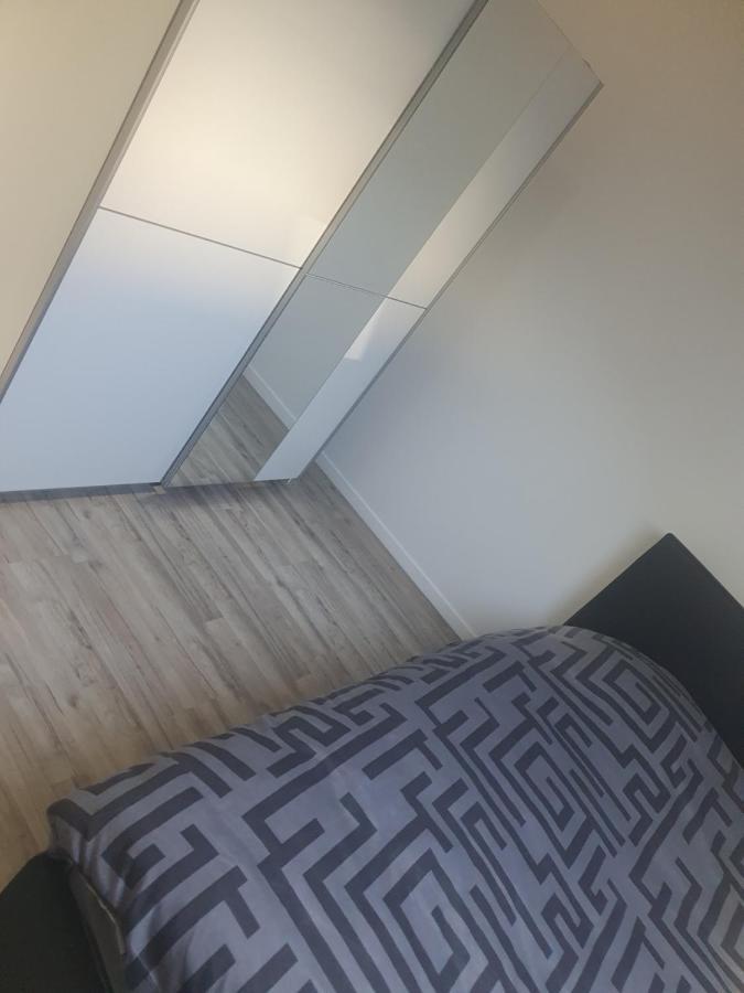 Aux Portes De Lyon Jolie T3 Clim Et Prime Video Givors Exterior photo